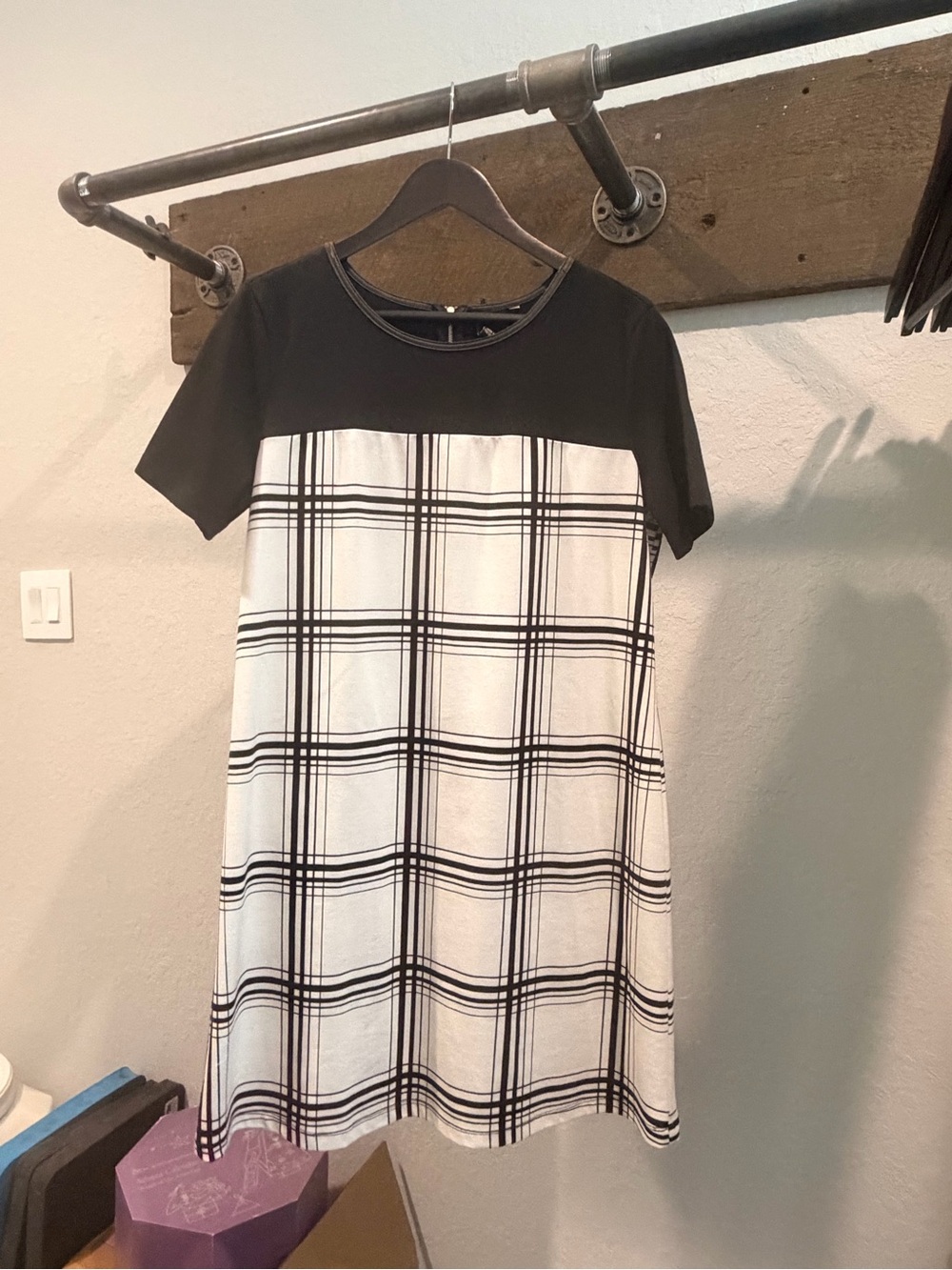 Jules & Leopold Black and White Plaid Shift Dress